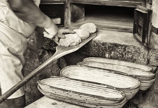 fabrication-du-pain-vintage-ancienne-boulangerie